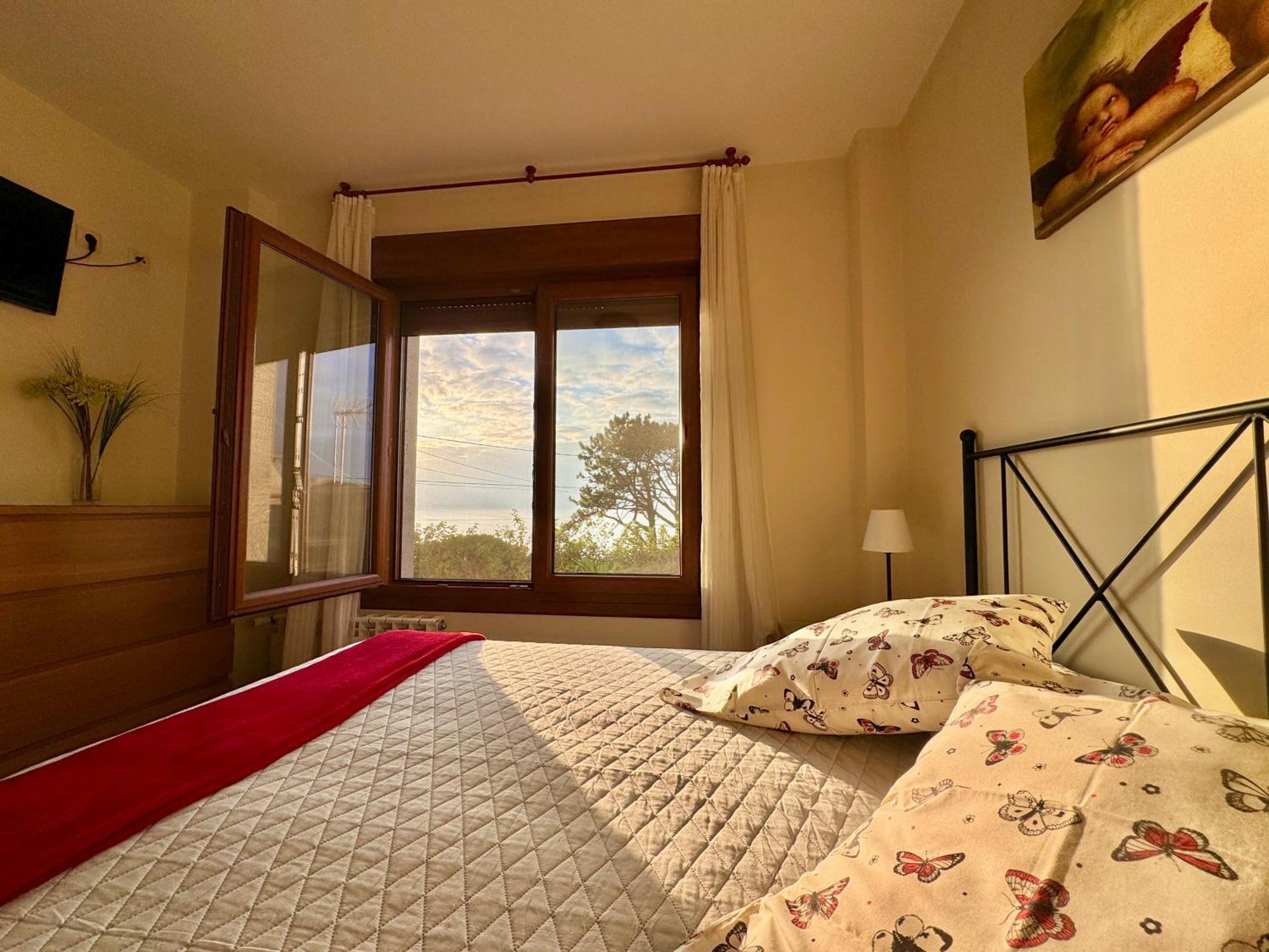 Rooms Peregrinos B Casa Alicia Rosal Zewnętrze zdjęcie